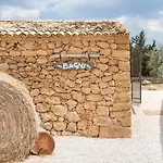 مزرعة للإقامة Marianeddi نوتو