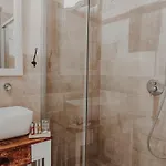 مزرعة للإقامة Marianeddi