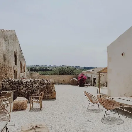 Alloggio per agriturismo Marianeddi Noto